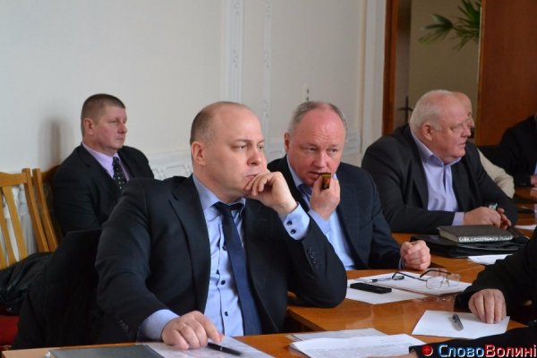 Нововолинські гірники прийшли до голови ОДА за допомогою. ФОТО