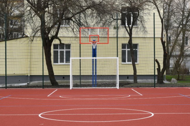 У Луцьку відкрили три мультифункціональні спортивні поля. ФОТО