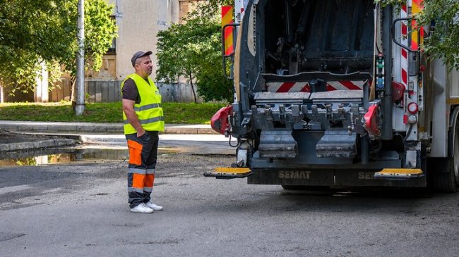 Зростання вартості тарифу на вивезення сміття: чим аргументують у Луцькій міськраді 