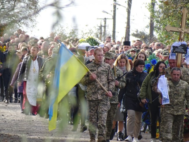 Став на захист України у перший день повномасштабної війни: на Волині попрощалися з Героєм Юрієм Павліком