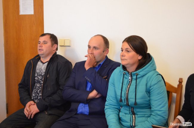 Збудуйте садок і зробіть дорогу: як Савченко приймав громадян. ФОТО