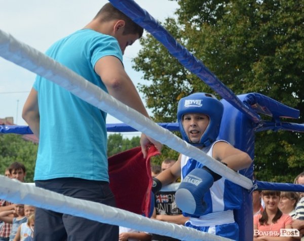 У Луцьку думали, билися і мірялися. ФОТО
