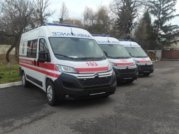 Волинські медики отрималі нові реанімобілі