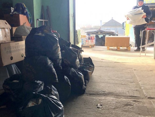 Ізюм отримав ліки та будматеріали з Волині. ФОТО