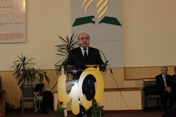 У Луцьку адвентисти сьомого дня відзначили 40-річчя утворення громади. ФОТО