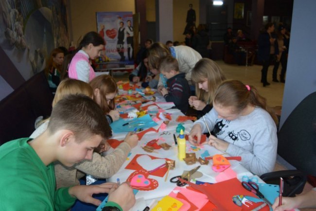 Валентинки від ковельчан поїдуть на фронт