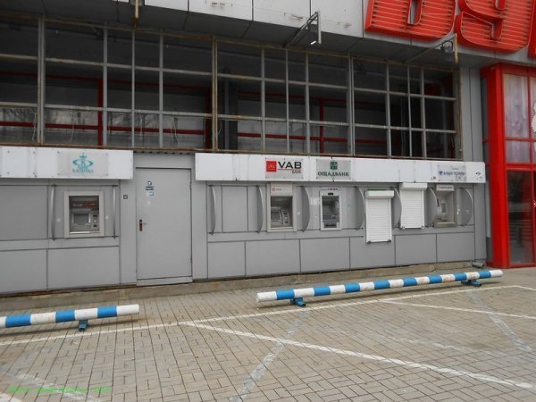 Як живеться на окупованій території ДНР і ЛНР. ФОТО