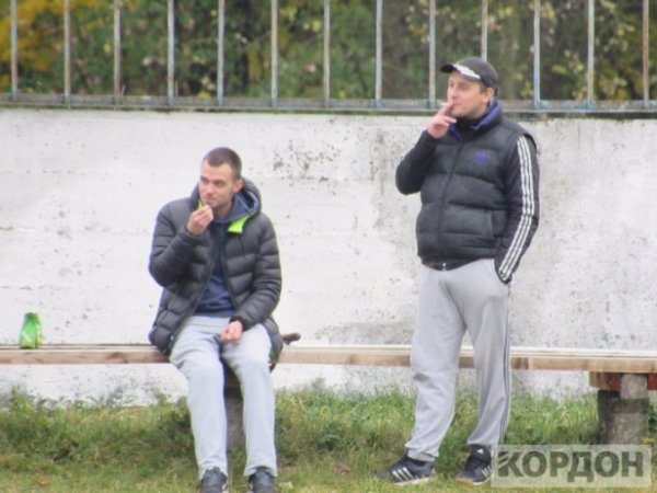 У Любомлі вболівальники загидили стадіон. ФОТО