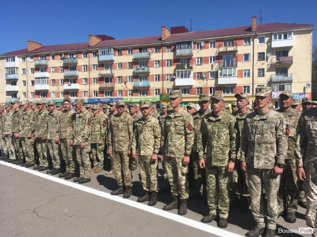Ви зберегли наш мир: на Волині зустріли зенітників, які повернулися з АТО. ФОТО