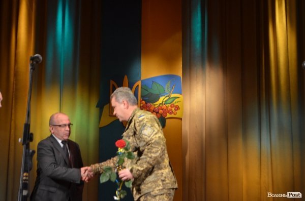 У Луцьку відбулись урочистості з нагоди дня Збройних сил України. ФОТО