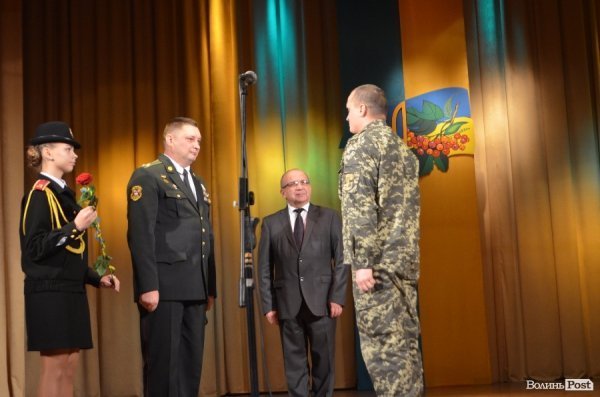 У Луцьку відбулись урочистості з нагоди дня Збройних сил України. ФОТО