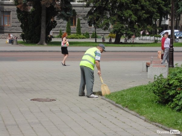 До приїзду Філарета планують прибрати центр Луцька. ФОТО
