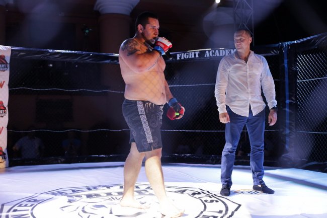 Турнір зі змішаних єдиноборств у Луцькому замку: як це було