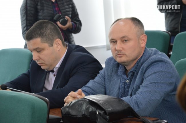 «Політичний тиск»: у луцького «Променя» забрали парковку 