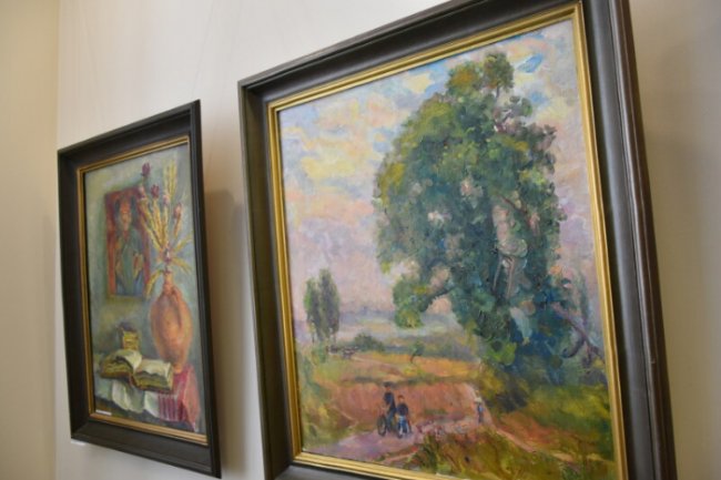 У Луцьку відкрили виставку самобутньої художниці. ФОТО