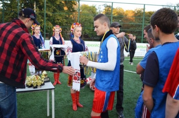 Луцькі школярі боролися за «Шкіряний м’яч». ФОТО