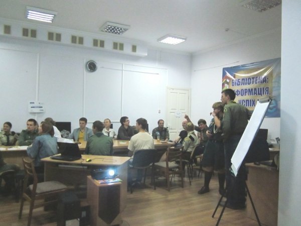 Пластова ніч у луцькій бібліотеці. ФОТО