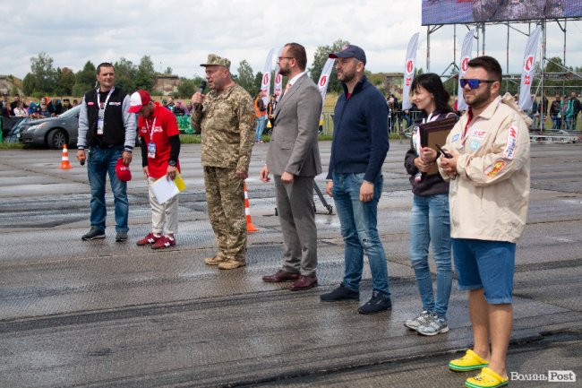 У Луцьку відбулися видовищні авто- і мотогонки. ФОТОРЕПОРТАЖ