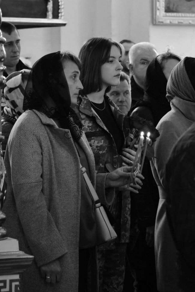 Лучани провели в останню дорогу загиблого Героя Руслана Собуцького