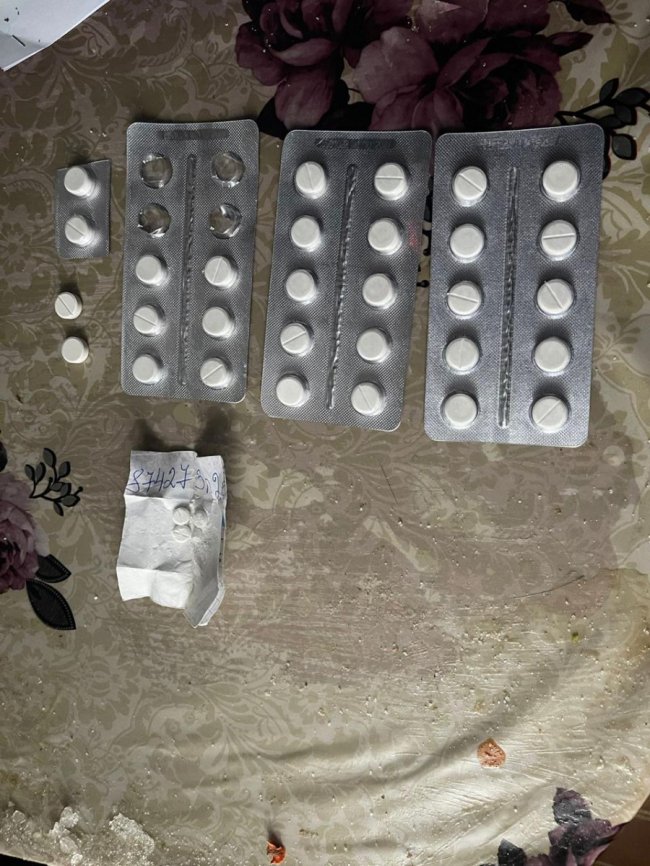 Судитимуть 47-річну волинянку, яка продавала наркотичні таблетки