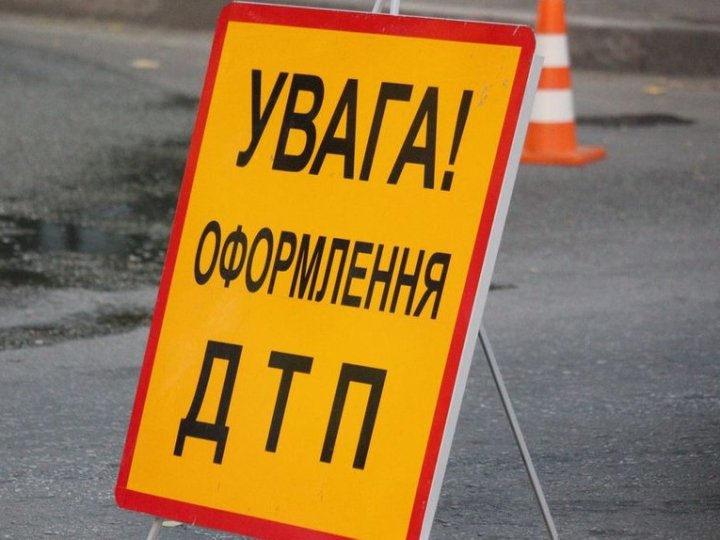 На Волині неповнолітній водій електроскутера збив пішохідку