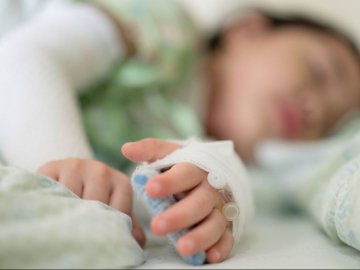 На Одещині діти масово отруїлися у шкільній їдальні