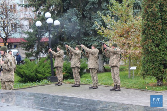 Як у Володимирі вшанували жертв Другої світової війни. ФОТО