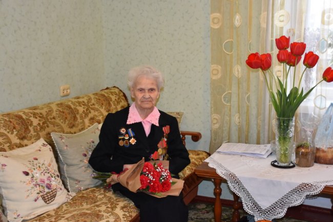 Як у Луцьку вітали ветеранів з Днем перемоги. ФОТО