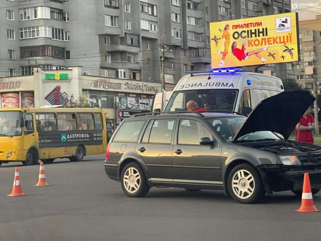 У Луцьку – ДТП за участю мотоцикліста. ФОТО