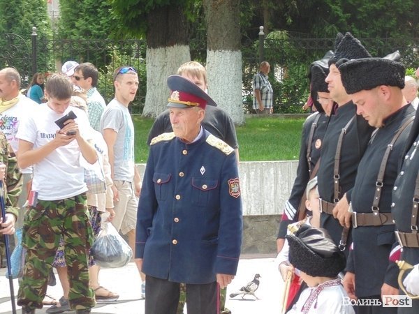 Народне віче у Луцьку. ФОТО