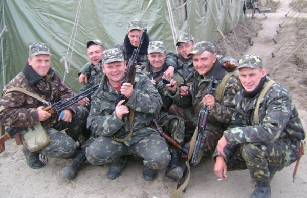 Слідчі з'ясовують причини самогубства волинського військовослужбовця. ФОТО.ВІДЕО