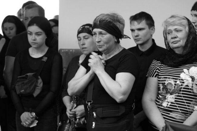 Лучани провели в останню путь Героя Володимира Бессонова