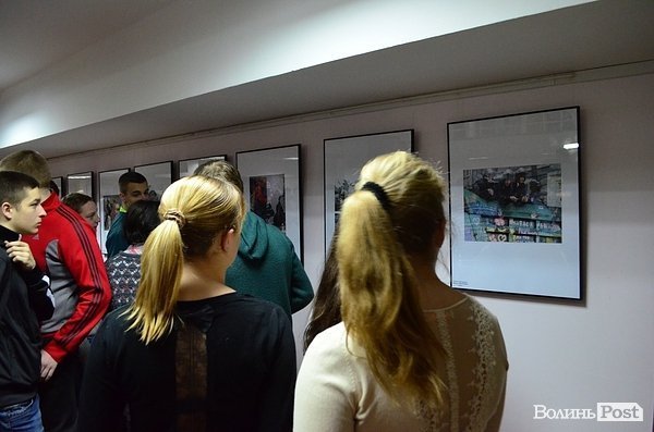 У Луцьку – фотовиставка газети «День»