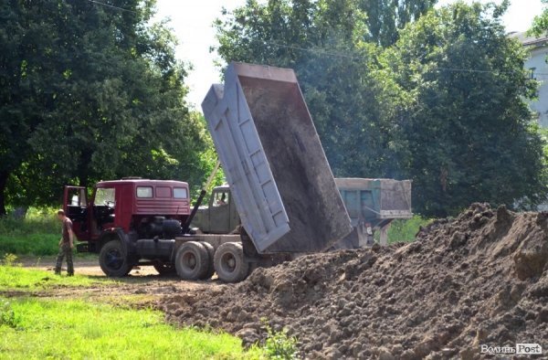 У Луцьку зводять житловий і торгово-офісний комплекс на таємницях історії? ФОТО