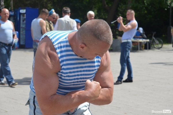 Свято «крилатої піхоти» у Луцьку. ФОТОРЕПОРТАЖ