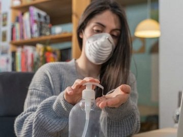 У Луцьку на самоізоляції перебувають понад дві сотні людей, що повернулися з-за кордону 