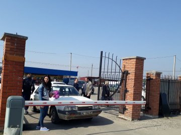 Чи відкриють в'їзд на кладовище у Гаразджі