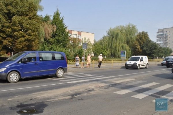 ДТП у Володимирі: «злітна смуга» на вулиці Ковельській. ФОТО