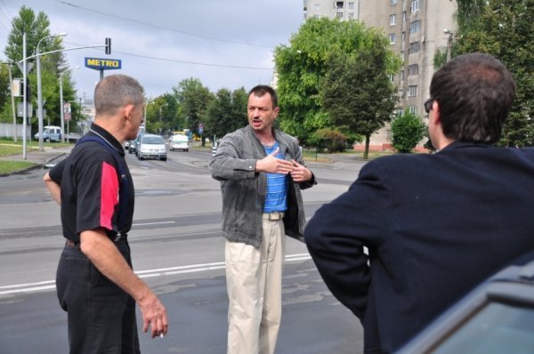 Акція протесту таксистів у Львові. ФОТО. ВІДЕО