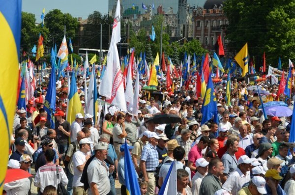 Волинський «десант» на «Вставай, Україно!» в Києві. ФОТО