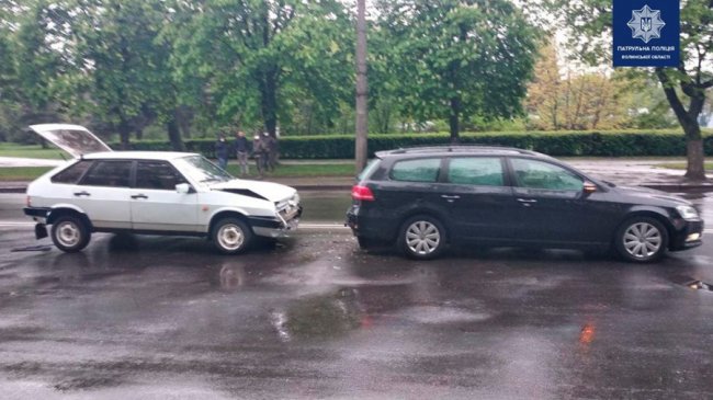 Водій, який скоїв аварію у Луцьку на Рівненській, був п’яний «в дрова»