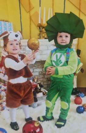 Не сніжинки і не зайчики: які новорічні костюми шукають для дітей у Луцьку і яка ціна