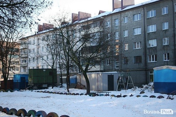 У Луцьку офіційно відкрили обвалений будинок після капітального ремонту. ФОТО