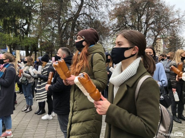 Як у Луцьку відбувався мітинг підприємців та про що говорили за зачиненими дверима. ФОТО 