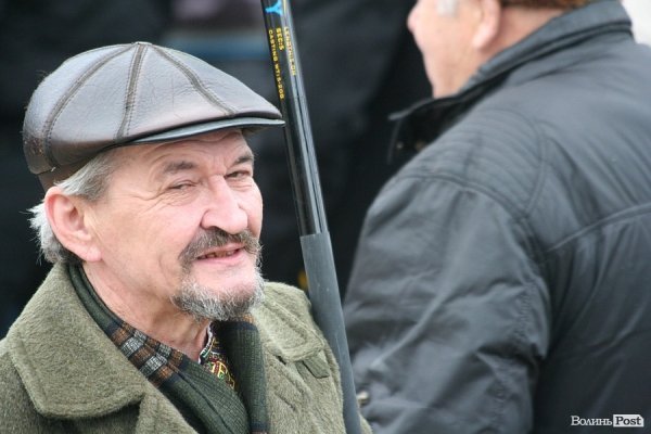 «Вставай, Україно» у Луцьку: обличчя протесту. ФОТО