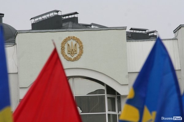 «Вставай, Україно» у Луцьку: обличчя протесту. ФОТО