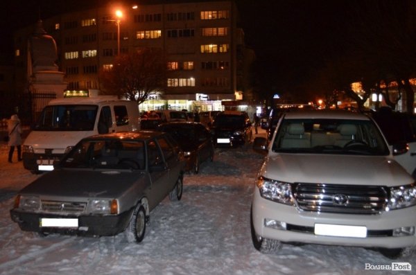 У Луцьку відбувся автопробіг. ФОТО
