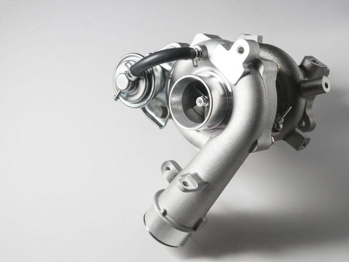 Чому клинить геометрія: причини, профілактика, чи допомагає чистка