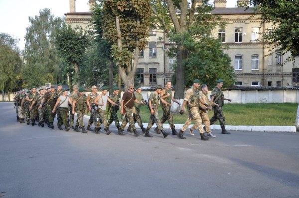 Луцькі прикордонники повернулись зі Сходу. ФОТО