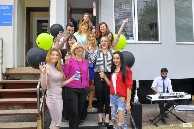 У Луцьку суддя відкрила студію краси